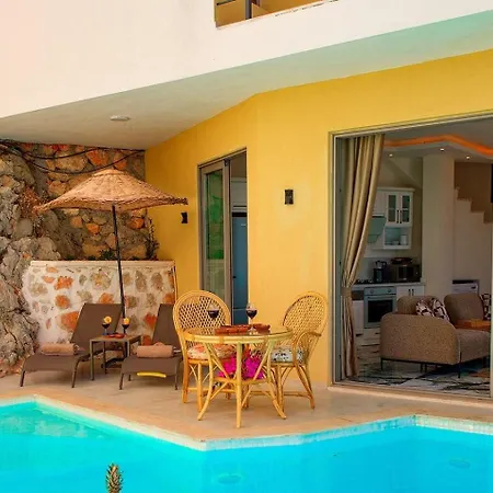 Solly - Hill Vista Kaş